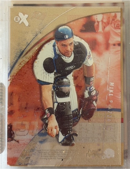 2002 Fleer E-X #56 Mike Piazza — front