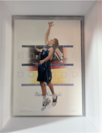 2001-02 Upper Deck SP Authentic #16 Dirk Nowitzki — front