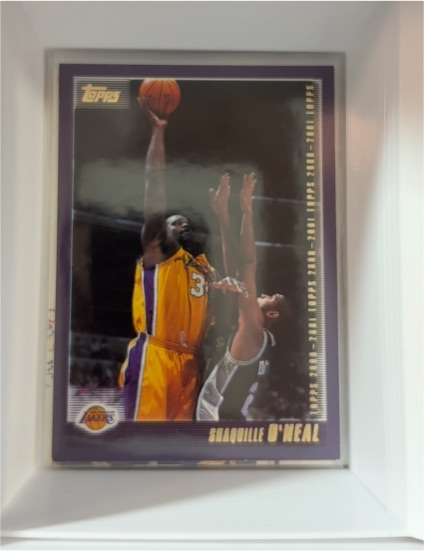 2000-01 Topps #10 Shaquille O'Neal — front