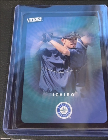 2003 Upper Deck Victory #81 Ichiro Suzuki — front