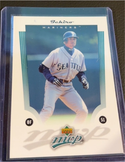 2005 Upper Deck MVP #33 Ichiro Suzuki — front