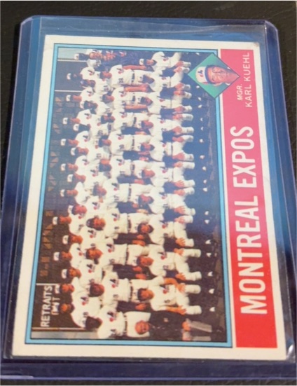 1976 Topps #216 Montreal Expos Team — front
