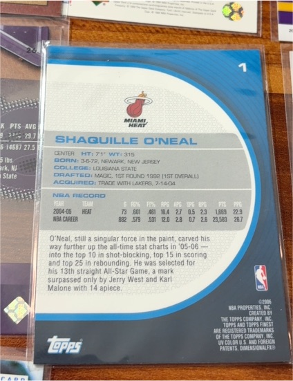 2006 Topps #1 Shaquille O'Neal — front
