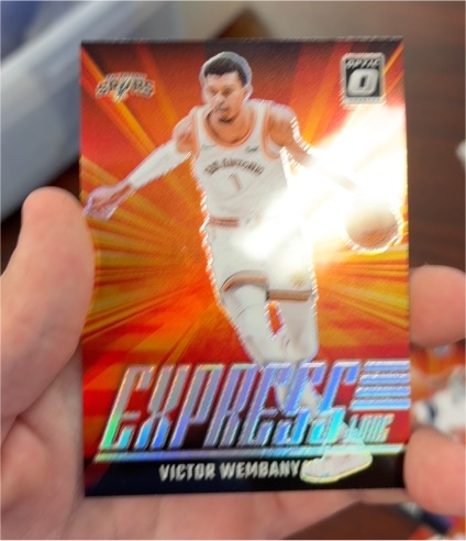 2024-25 Panini Donruss Optic Express Lane #19 Victor Wembanyama — front