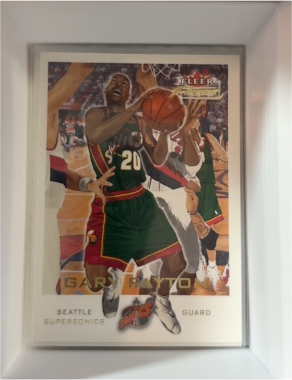 2000-01 Fleer Focus #141 Gary Payton — front