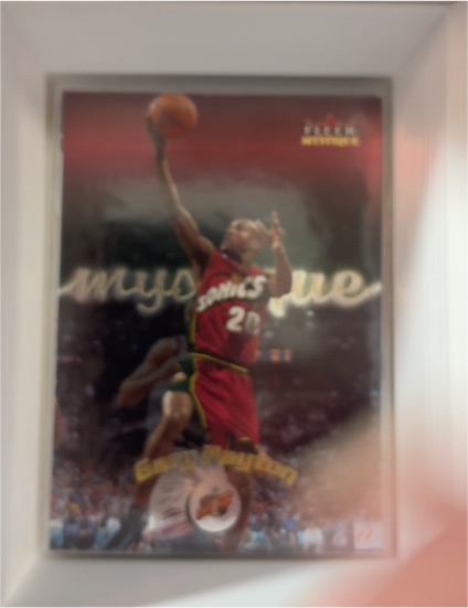 2000-01 Fleer Mystique #2 Gary Payton — front