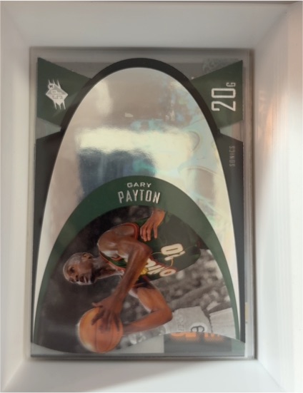 1997 Upper Deck SPx Die Cut #SPX43 Gary Payton — front