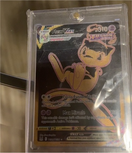2021 Pokémon Fusion Strike #310 Mew VMAX Gold Secret Rare — front