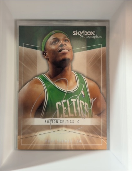 2004-05 Skybox Autographics #23 Paul Pierce — front