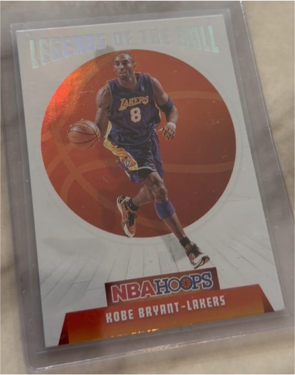 2019-20 Panini NBA Hoops #10 Kobe Bryant Legends of the Ball — front