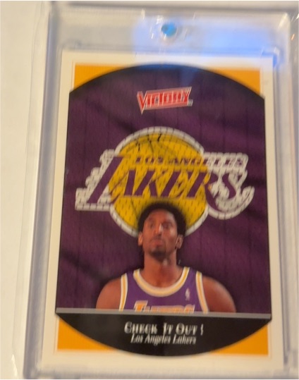 1999-00 Upper Deck Victory #119 Kobe Bryant — front
