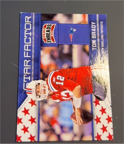 2011 Panini Threads #25 Tom Brady Star Factor — front