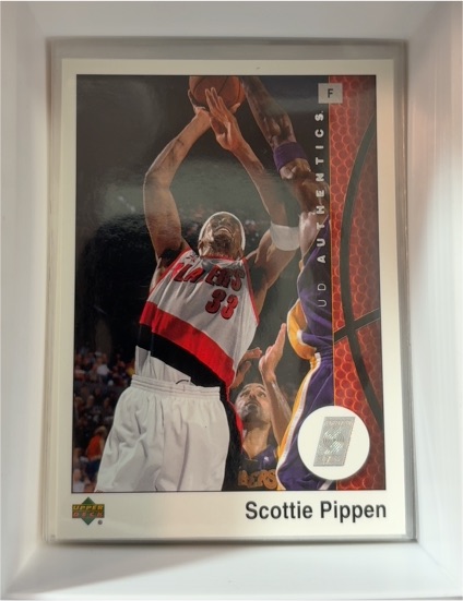 2002-03 Upper Deck UD Authentics #69 Scottie Pippen — front