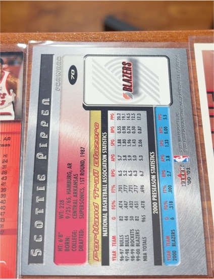 1997 Topps #70 Scottie Pippen — front