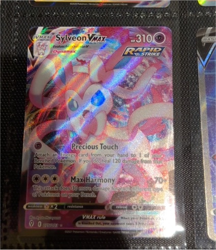2021 Pokémon Evolving Skies #75 Sylveon VMAX — front
