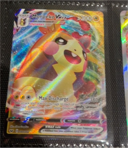 2020 Pokémon Sword & Shield #080 Morpeko VMAX — front