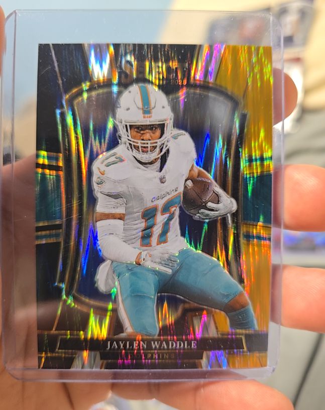 2025 Panini Select #182 Jaylen Waddle — front