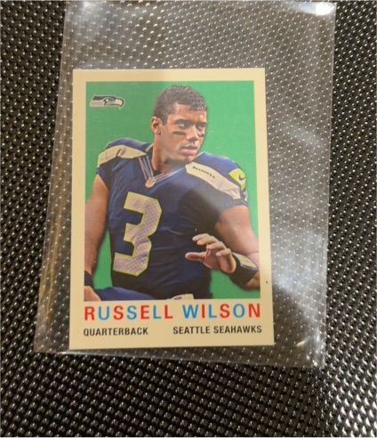 2013 Topps Mini #32 Russell Wilson — front