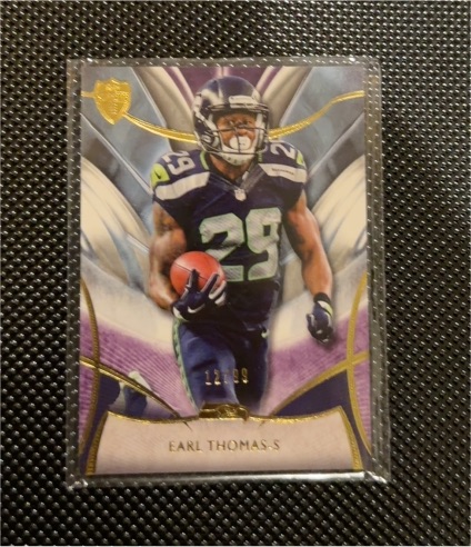 2014 Topps Supreme #53 Earl Thomas — front