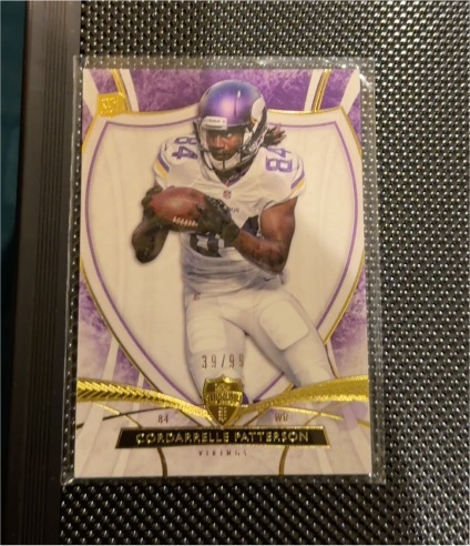 2013 Topps Supreme #51 Cordarrelle Patterson — front