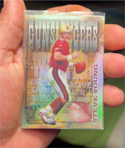 1998 Topps Chrome Season's Best Gunslingers #9 Steve Young — front