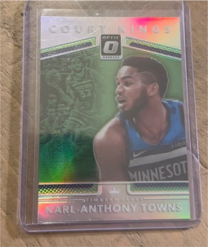 2017-18 Donruss Optic Court Kings #32 Karl-Anthony Towns — front