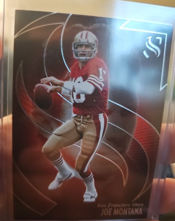 2025 Panini Silhouette #53 Joe Montana — front