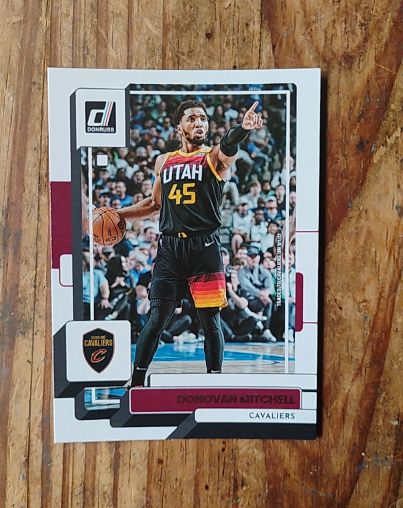 2022-23 Panini Donruss #111 Donovan Mitchell — front