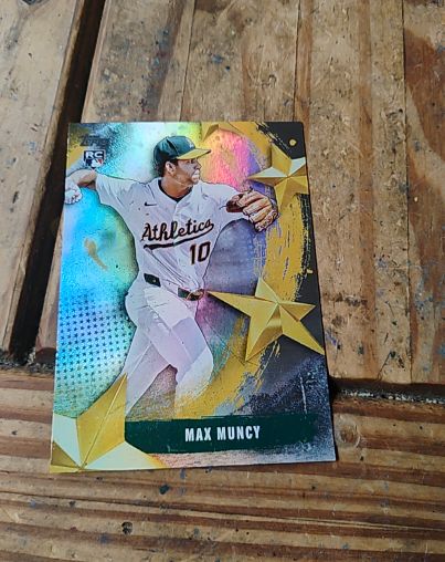 2025 Topps Update Stars of MLB #SMLB-66 Max Muncy — front