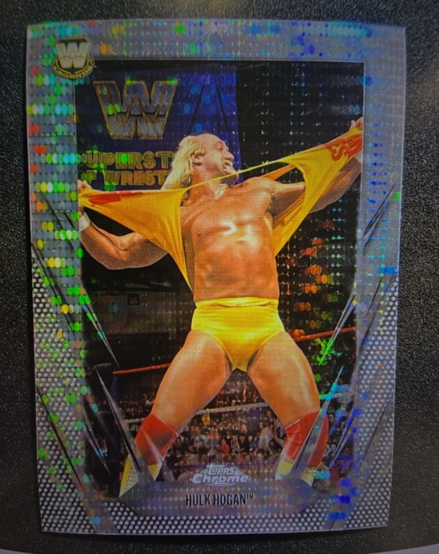 2026 Topps Chrome WWE #25 Hulk Hogan — front