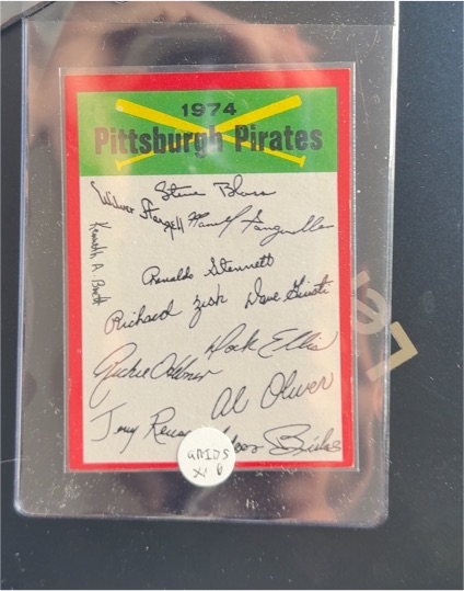 1974 O-Pee-Chee #NNO Pittsburgh Pirates Team Checklist — front