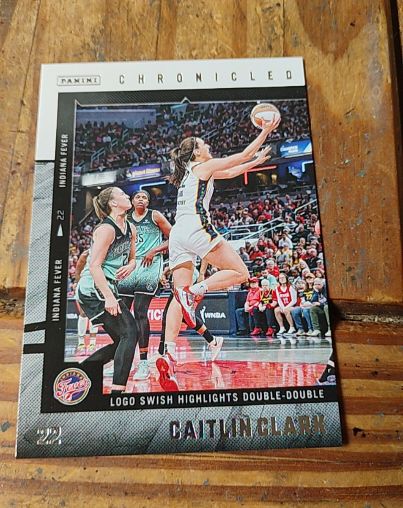 2025 Panini Chronicled #26 Caitlin Clark — front