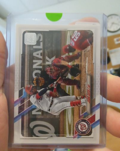 2021 Topps #330 Juan Soto — front