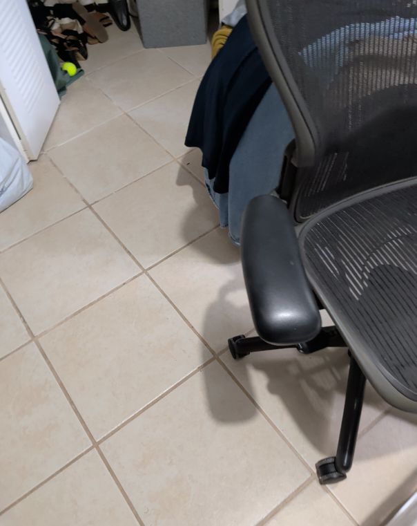 Herman Miller Aeron Office Chair — front