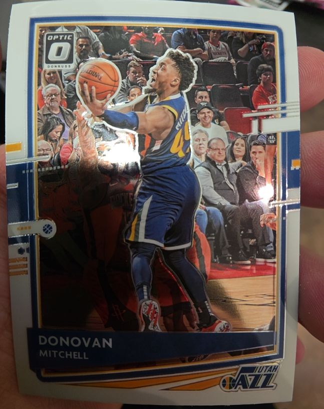 2020-21 Donruss Optic #30 Donovan Mitchell — front