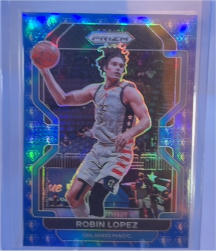 2021-22 Panini Prizm #34 Robin Lopez — front