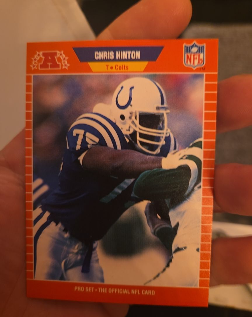 1989 Pro Set #163 Chris Hinton — front