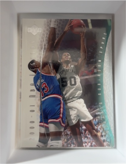2000-01 Upper Deck NBA Legends #90 David Robinson — front