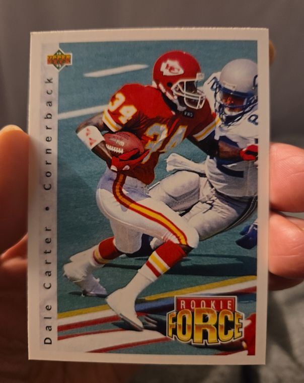 1992 Upper Deck #404 Dale Carter — front