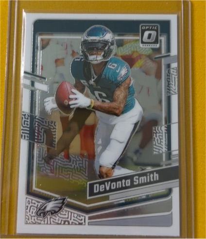 2023 Panini Donruss Optic #156 DeVonta Smith — front