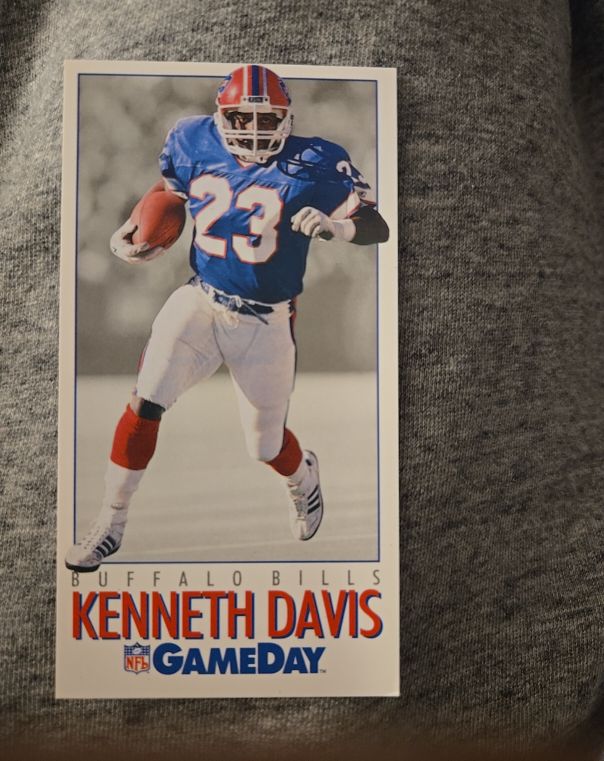 1992 GameDay #500 Kenneth Davis — front