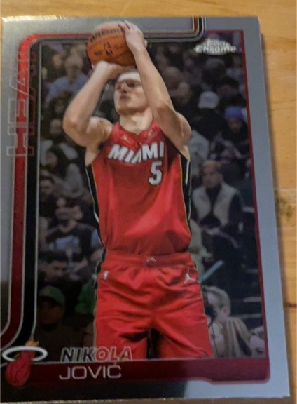 2025-26 Topps Chrome #172 Nikola Jovic — front