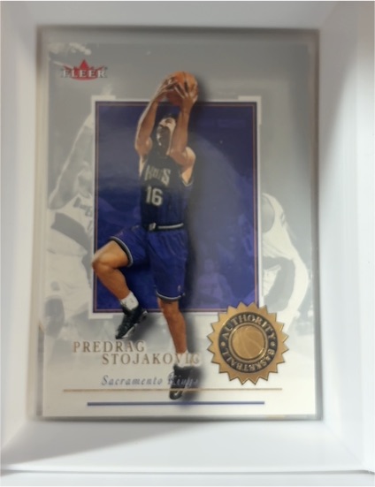 2001-02 Fleer Premium #118 Predrag Stojakovic — front