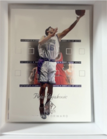 2001-02 SP Authentic #75 Peja Stojakovic — front