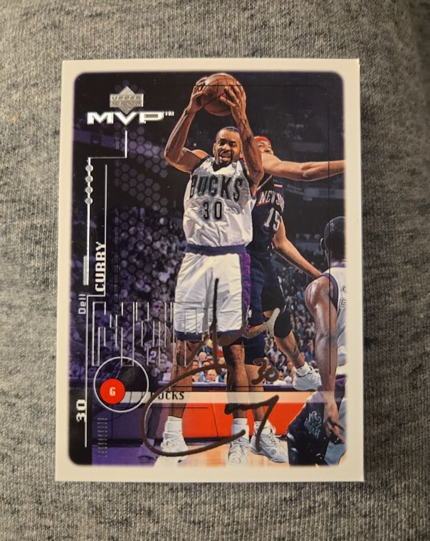 1999-00 Upper Deck MVP #90 Dell Curry — front