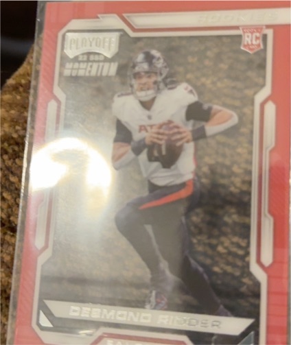 2022 Panini Chronicles Playoff Momentum #PMR-4 Desmond Ridder — front