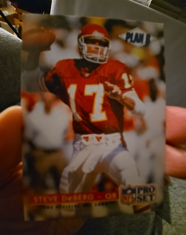 1992 Pro Set #201 Steve DeBerg — front