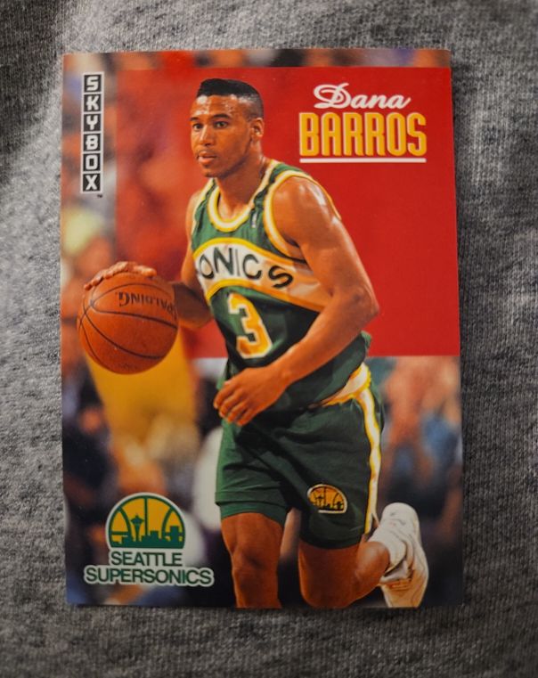 1992-93 SkyBox #227 Dana Barros — front