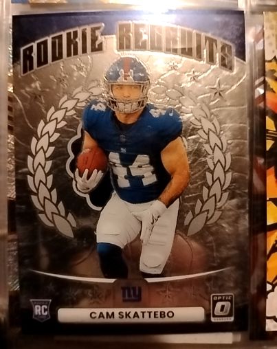 2025 Panini Donruss Optic #9 Cam Skattebo Rookie Recruits — front