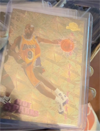 1996-97 Fleer Metal #181 Kobe Bryant Rookie — front